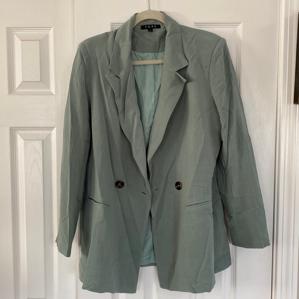 NEW! Sage Green Linen Blazer